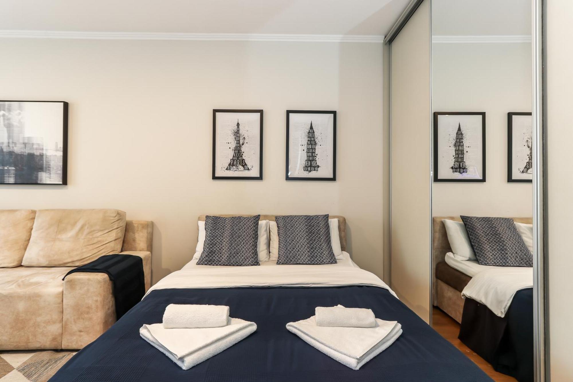 New Belgrade Apartments, Parking 5 Eur Per Day Rum bild