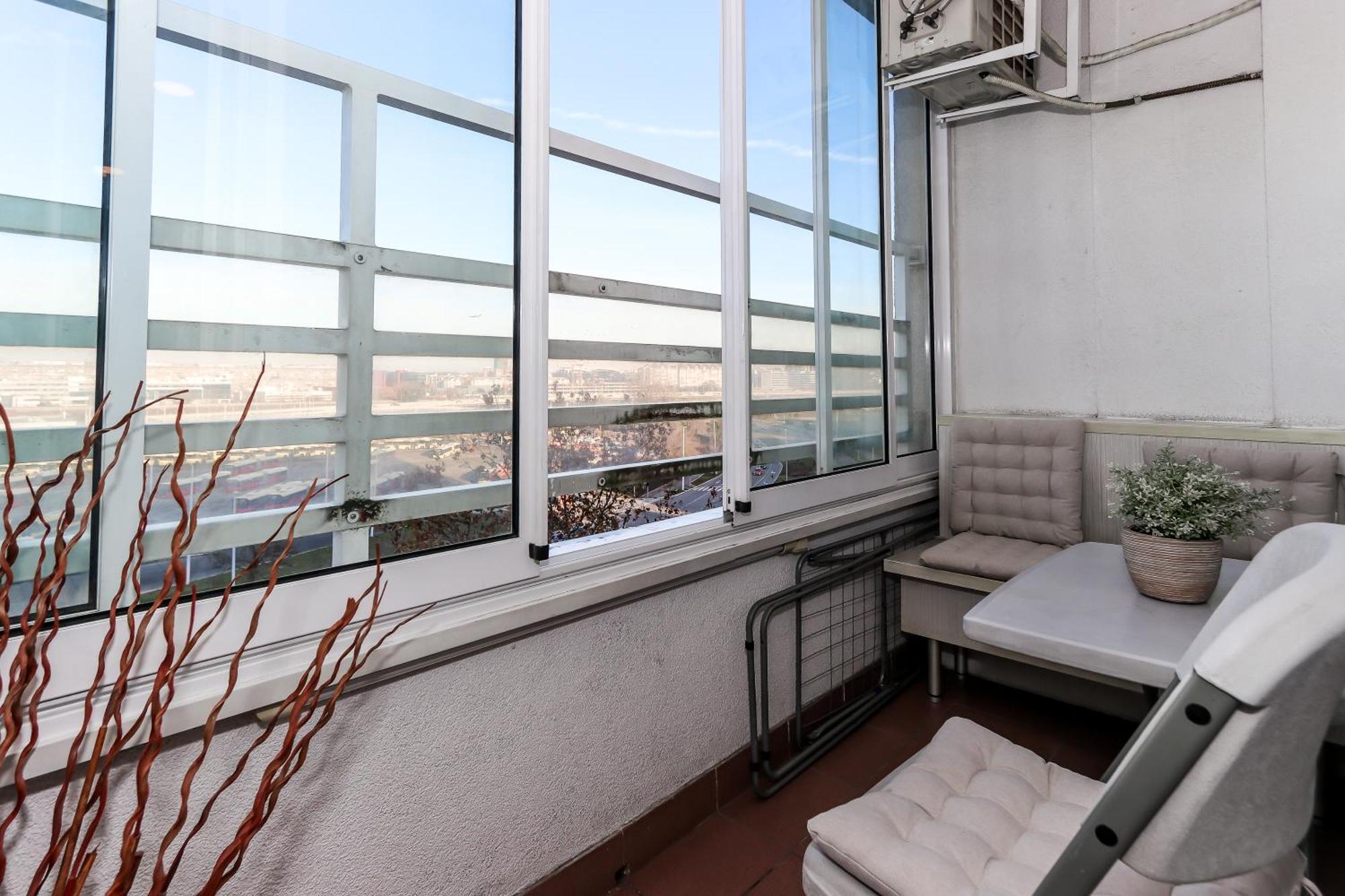 New Belgrade Apartments, Parking 5 Eur Per Day Rum bild