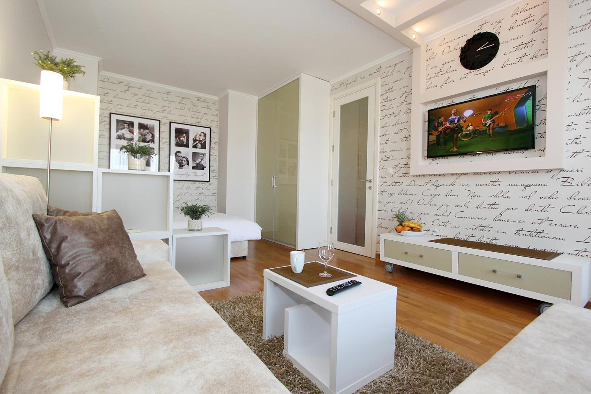 New Belgrade Apartments, Parking 5 Eur Per Day Rum bild
