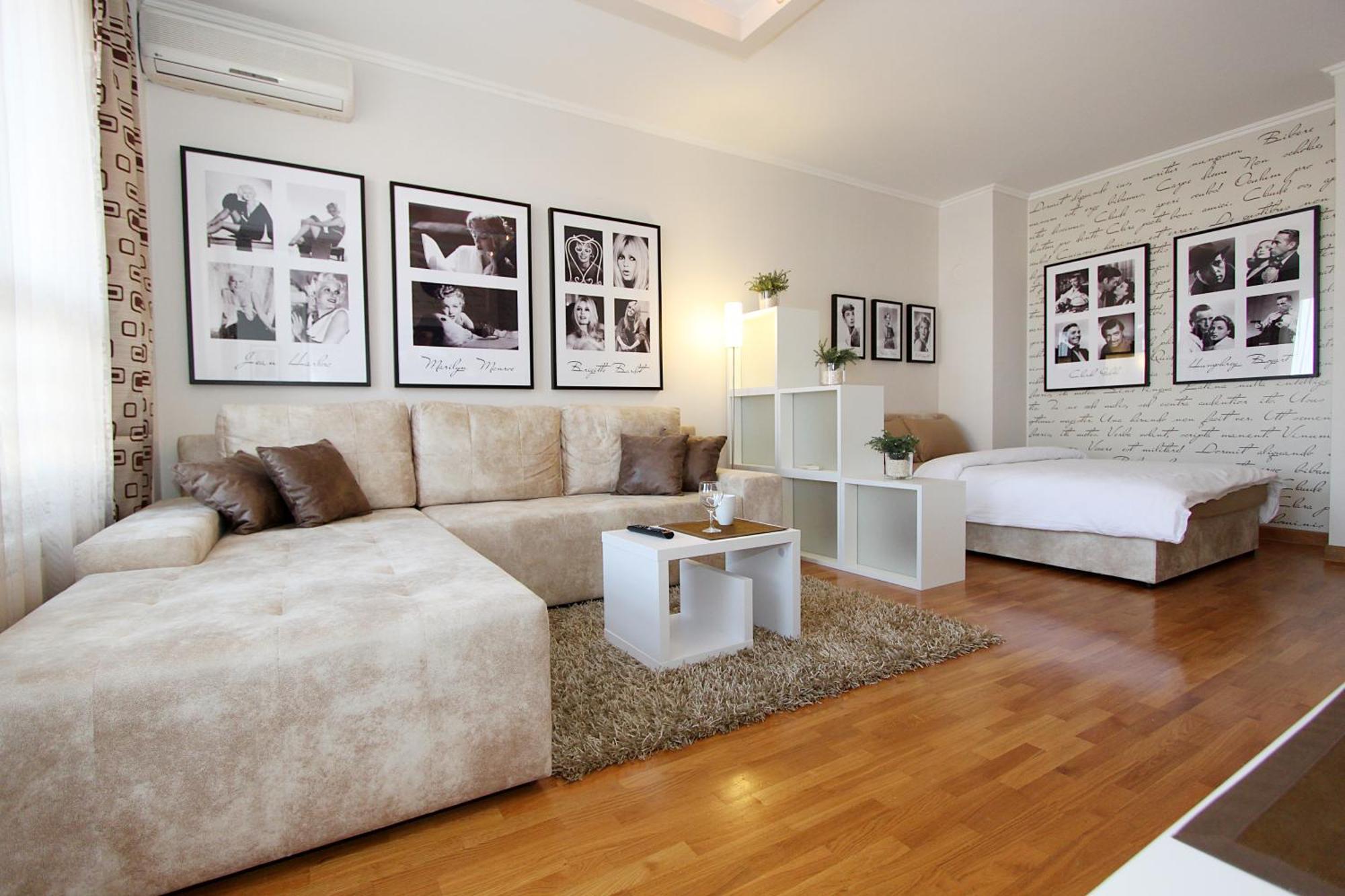 New Belgrade Apartments, Parking 5 Eur Per Day Rum bild