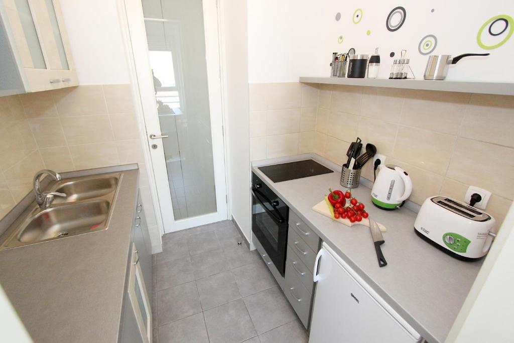 New Belgrade Apartments, Parking 5 Eur Per Day Rum bild